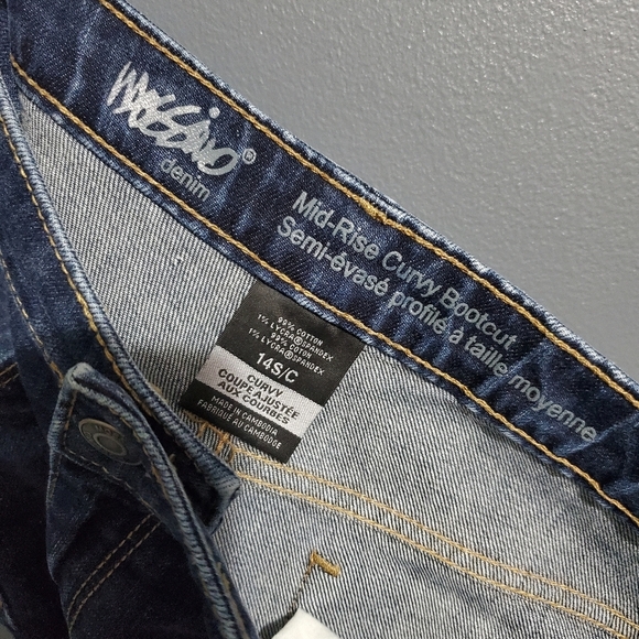 Mossimo Supply Co Womens Curvy Bootcut Mid Rise Size 14 Short - Picture 7 of 10